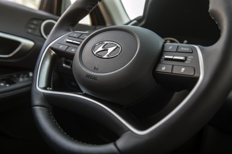 Детали интерьера Hyundai Sonata Hybrid (DN8) 2020 года  (NA) (фото 35 из 58)